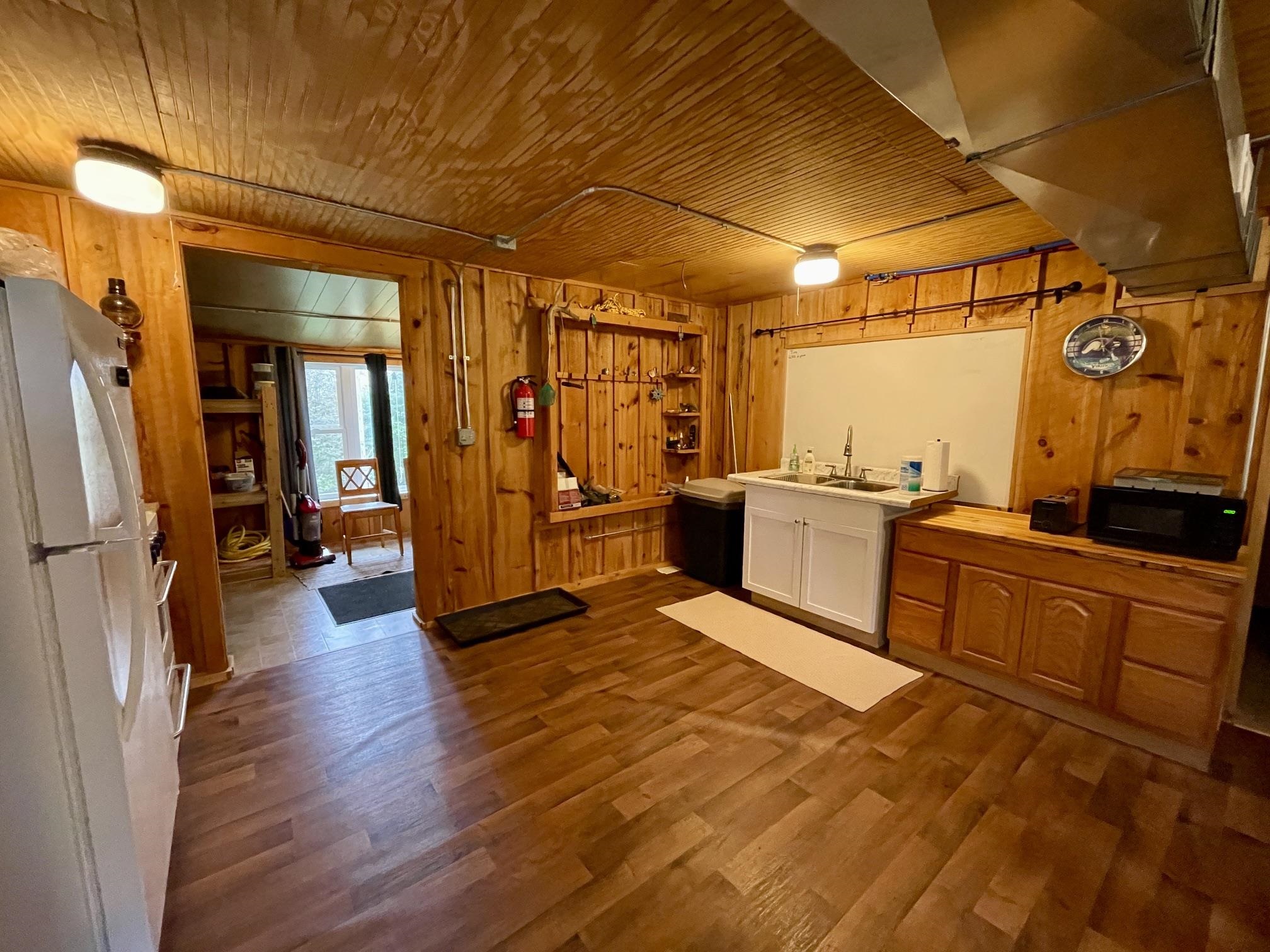 1527 Camp 6 Road Rhinelander, WI 54501 - Photo 20 of 31