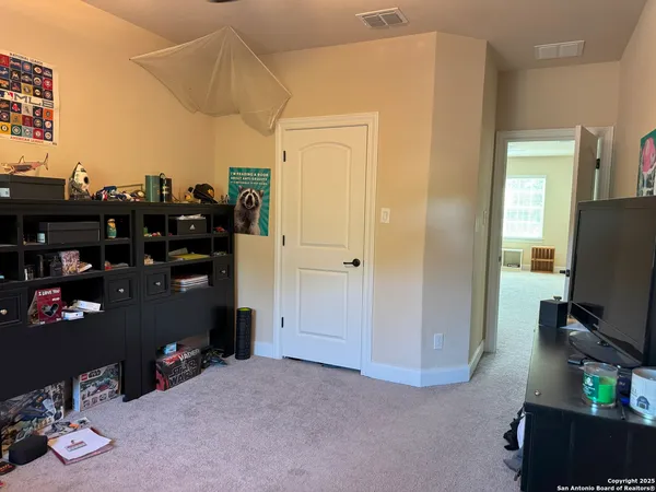 $2,500 | 8603 Phoenix Avenue, Universal City, TX 78148