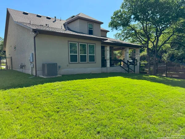 $2,500 | 8603 Phoenix Avenue, Universal City, TX 78148