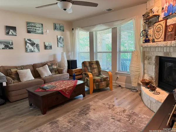 $2,500 | 8603 Phoenix Avenue, Universal City, TX 78148