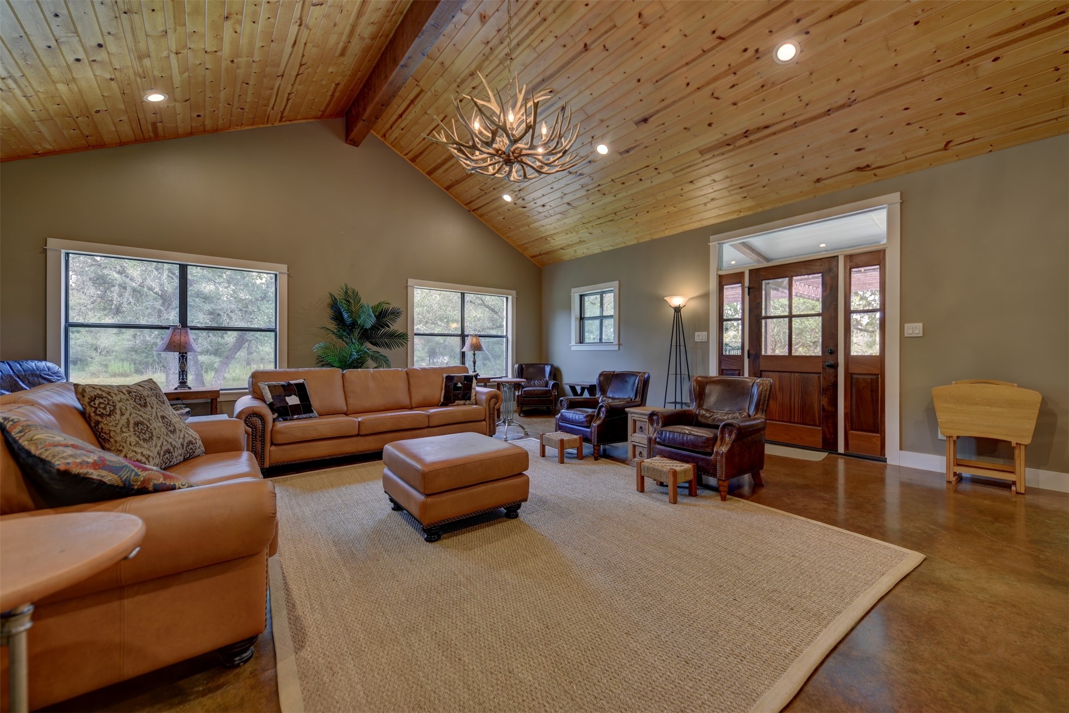 2003 Oak Ridge Road Weimar, TX 78962 - Photo 6 of 35 a living room with furniture and a large window