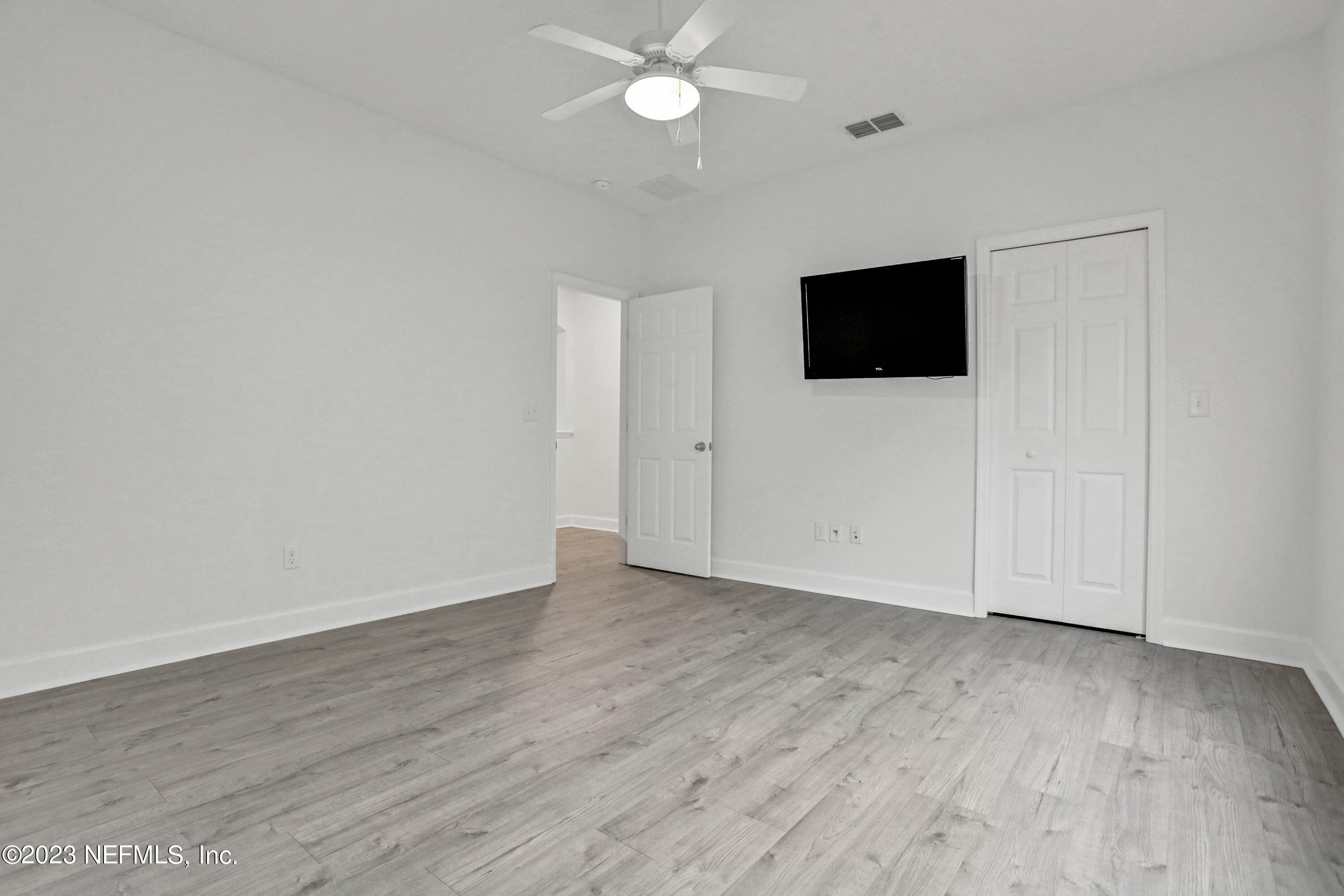 3590 Crossview Drive Jacksonville, FL 32224 - Photo 25 of 36 573A6629