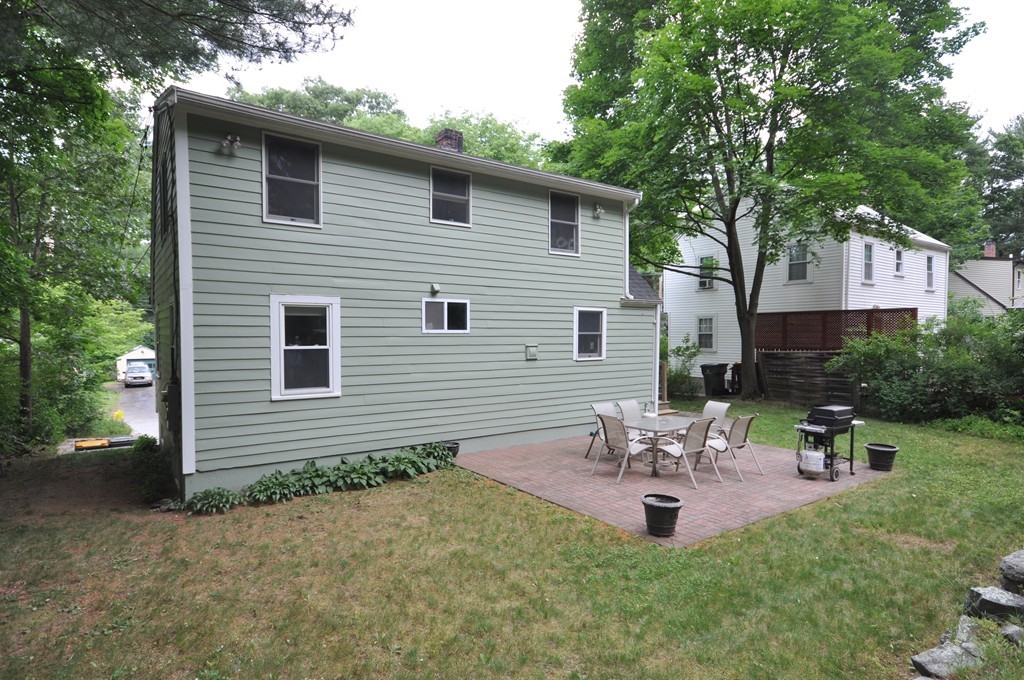 92 Higgins Road Framingham, MA 01701 - Photo 7 of 29 Gallery Image 7