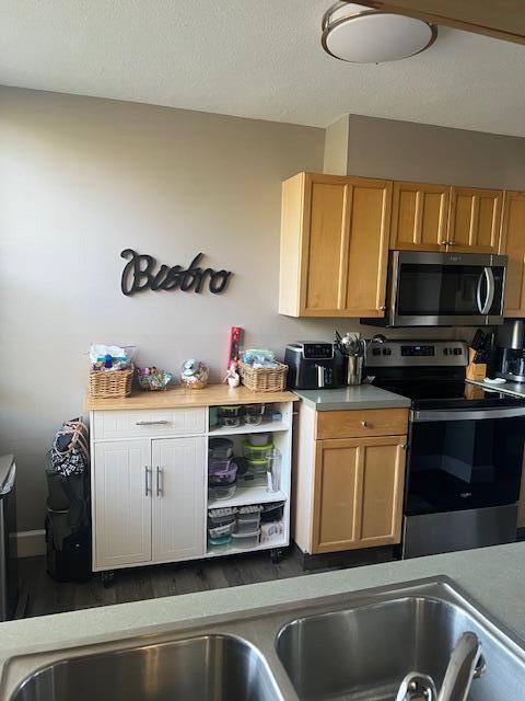 955 Dotterel Road, Unit 2111 Delray Beach, FL 33444 - Photo 7 of 22 EAT IN KIYCHEN