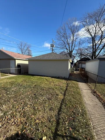 $489,900 | 2623 Euclid Avenue, Berwyn, IL 60402