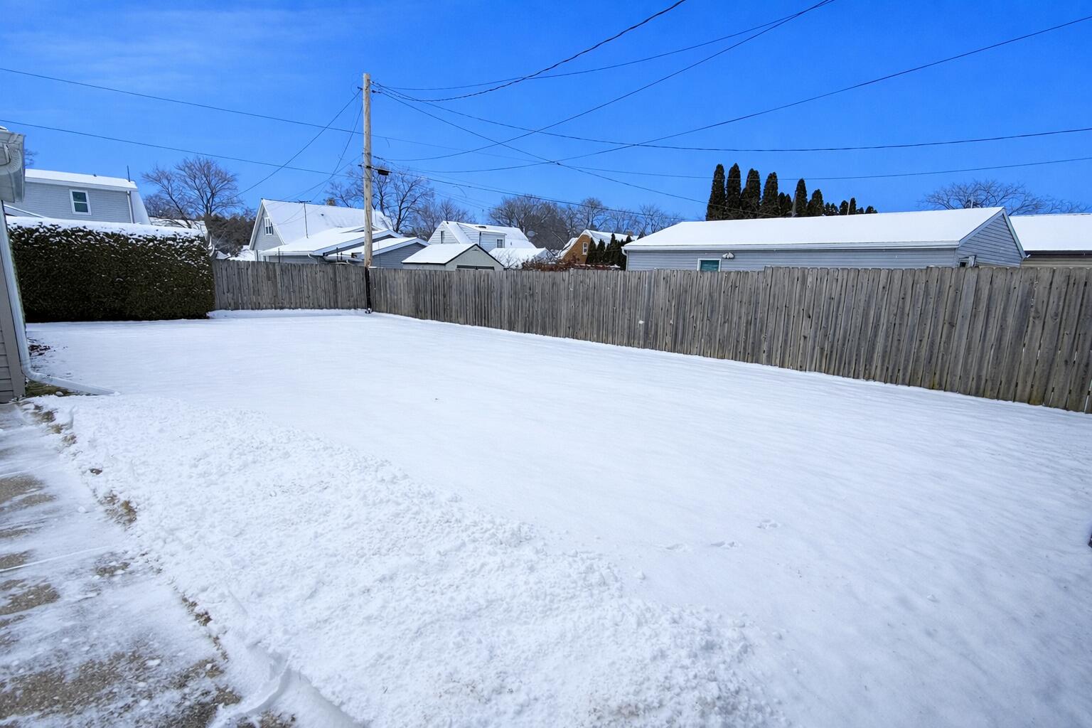 1706 George Street Manitowoc, WI 54220 - Photo 24 of 24 25 backyard