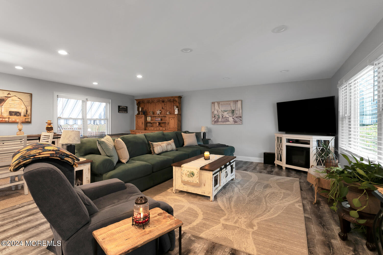 553 E Road Middletown, NJ 07718 - Photo 15 of 51 553 E Rd Middletown Township-large-014-0