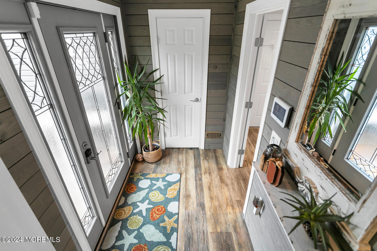 553 E Road Middletown, NJ 07718 - Photo 7 of 51 553 E Rd Middletown Township-large-005-0