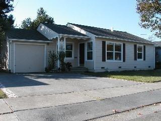 1831 Beaver Street Santa Rosa, CA 95404 - Photo 1 of 10 front view of a house