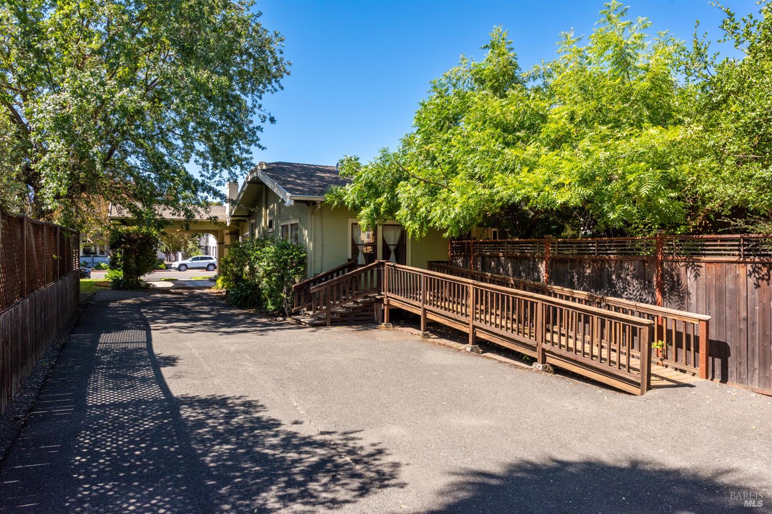 705 College Avenue Santa Rosa, CA 95404 - Photo 30 of 32