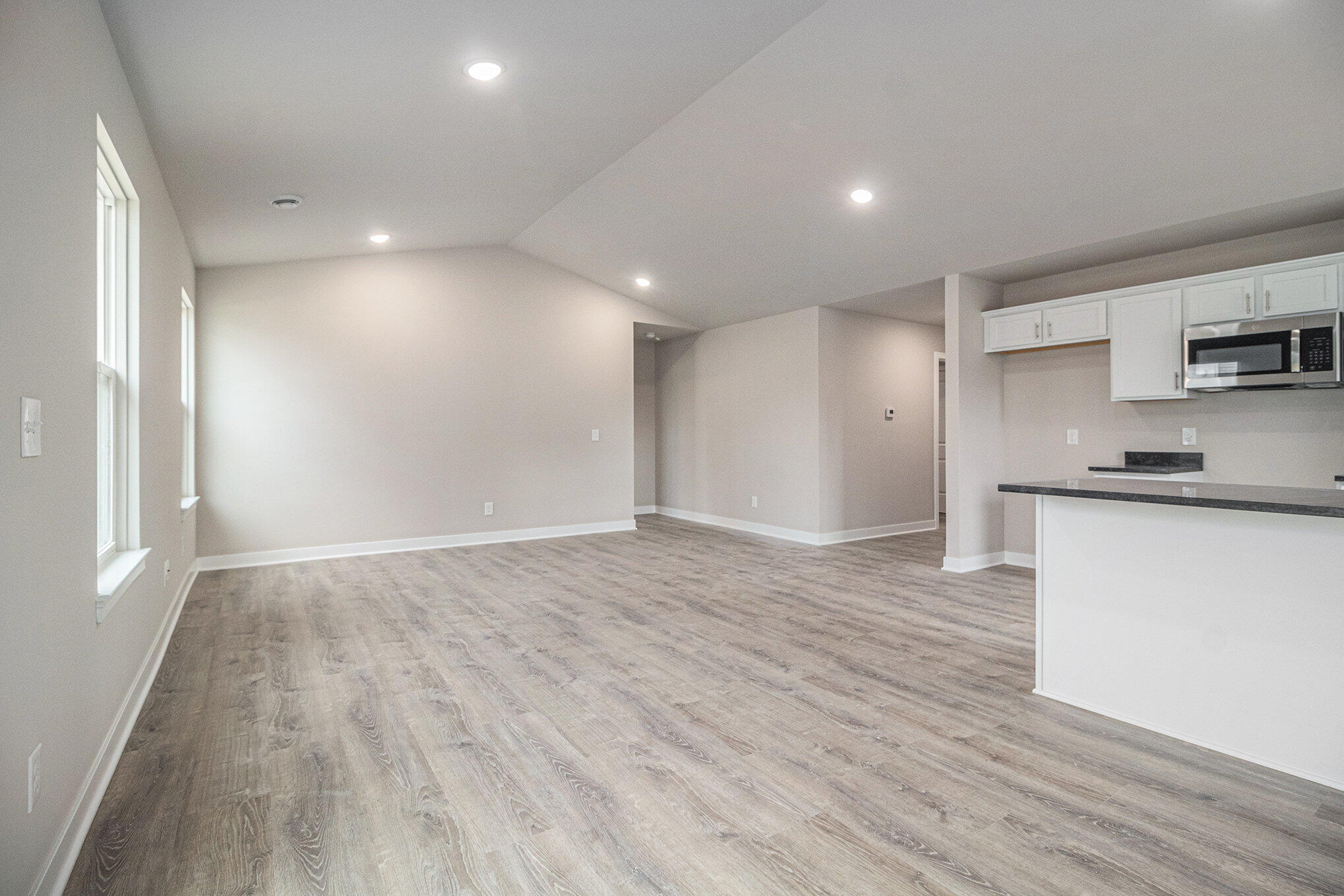 775 Reagan Lane Milan, MI 48160 - Photo 8 of 28 010_img_0270-2_838