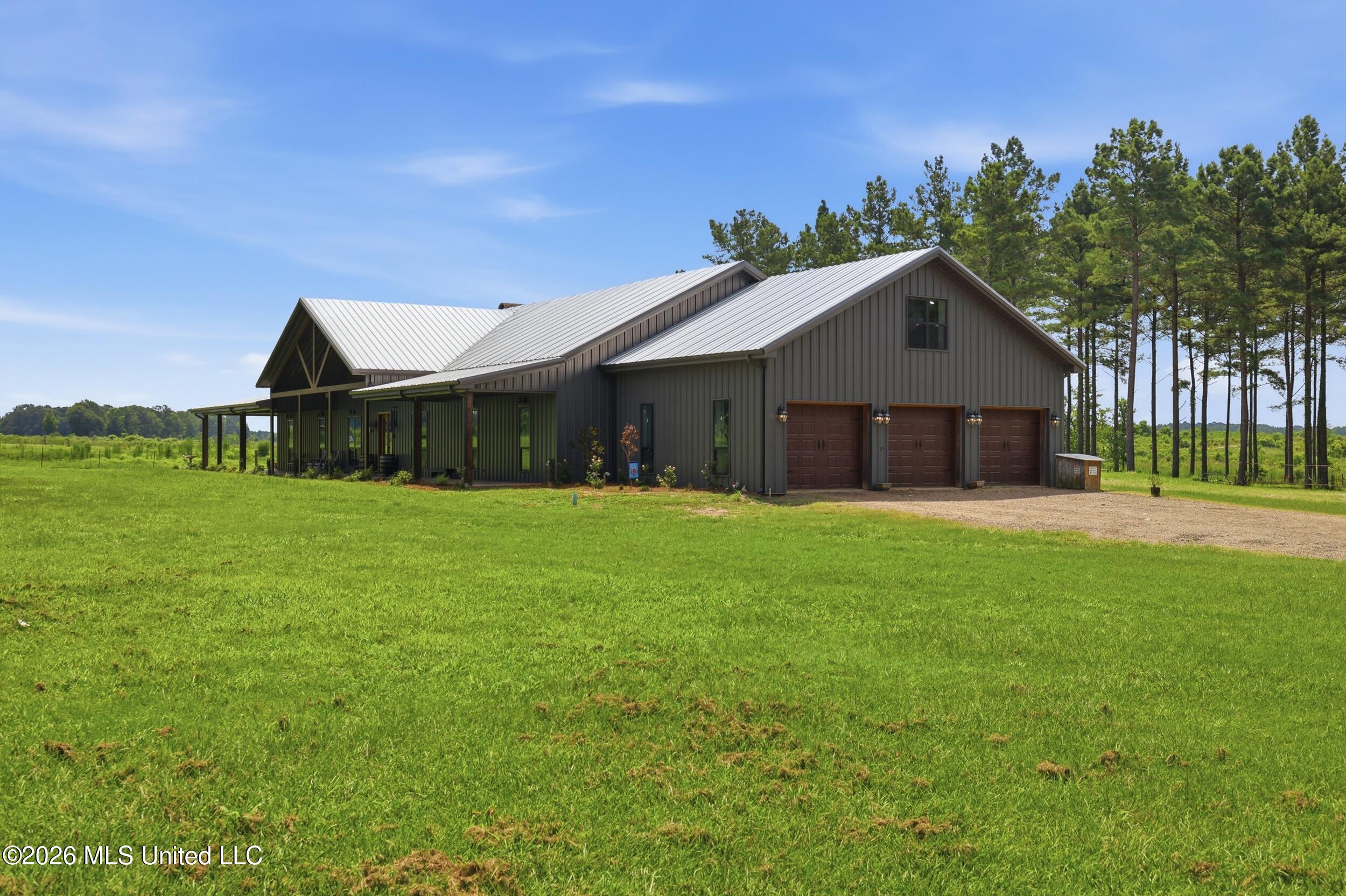 646 Myrick Strengthford Road Laurel, MS 39443 - Photo 4 of 119 4_r6__5647