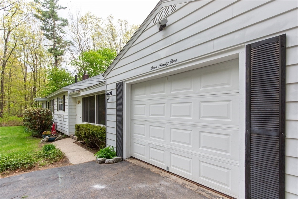 491 Mt Elam Road Fitchburg, MA 01420 - Photo 3 of 41