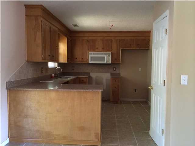 175 Iron Road Summerville, SC 29486 - Photo 9 of 12 Additional Photo