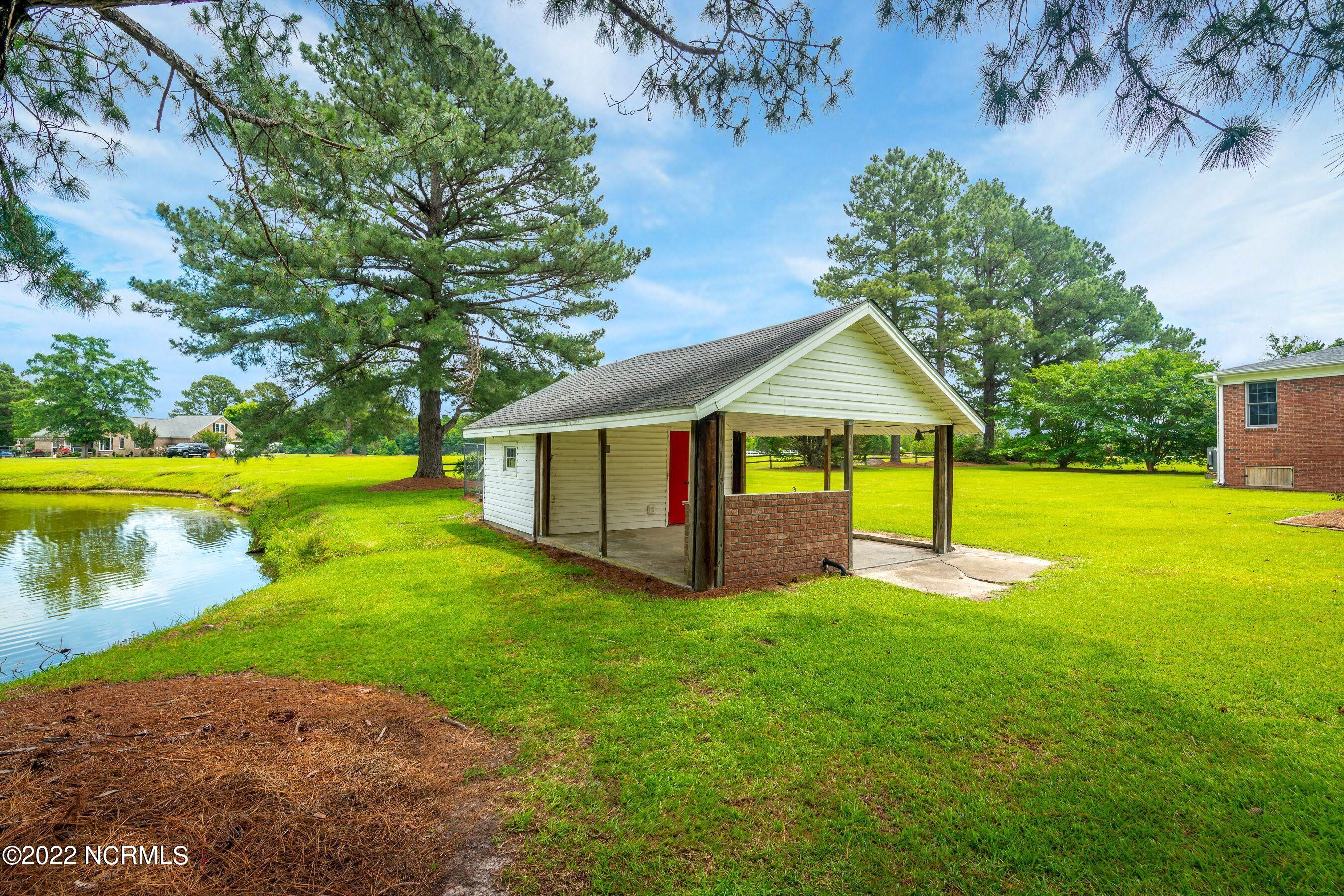 3885 Edwards Road Grimesland, NC 27837 - Photo 12 of 75 HBOtlgNQ