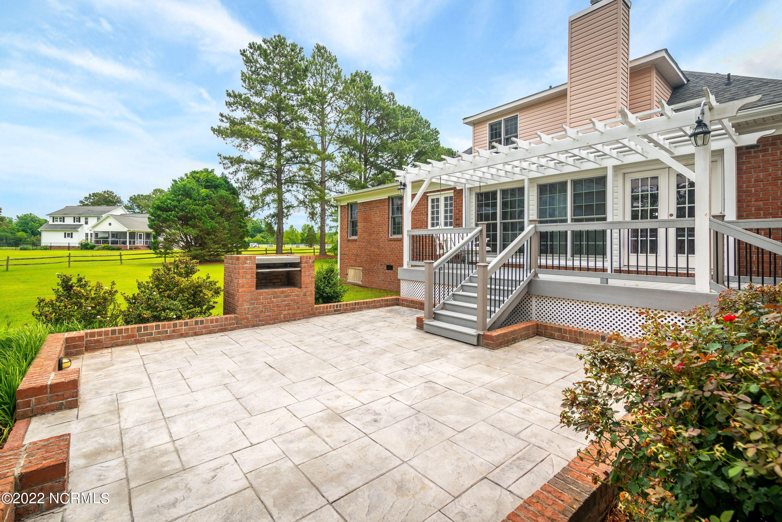 3885 Edwards Road Grimesland, NC 27837 - Photo 45 of 75 o_6gNcaM