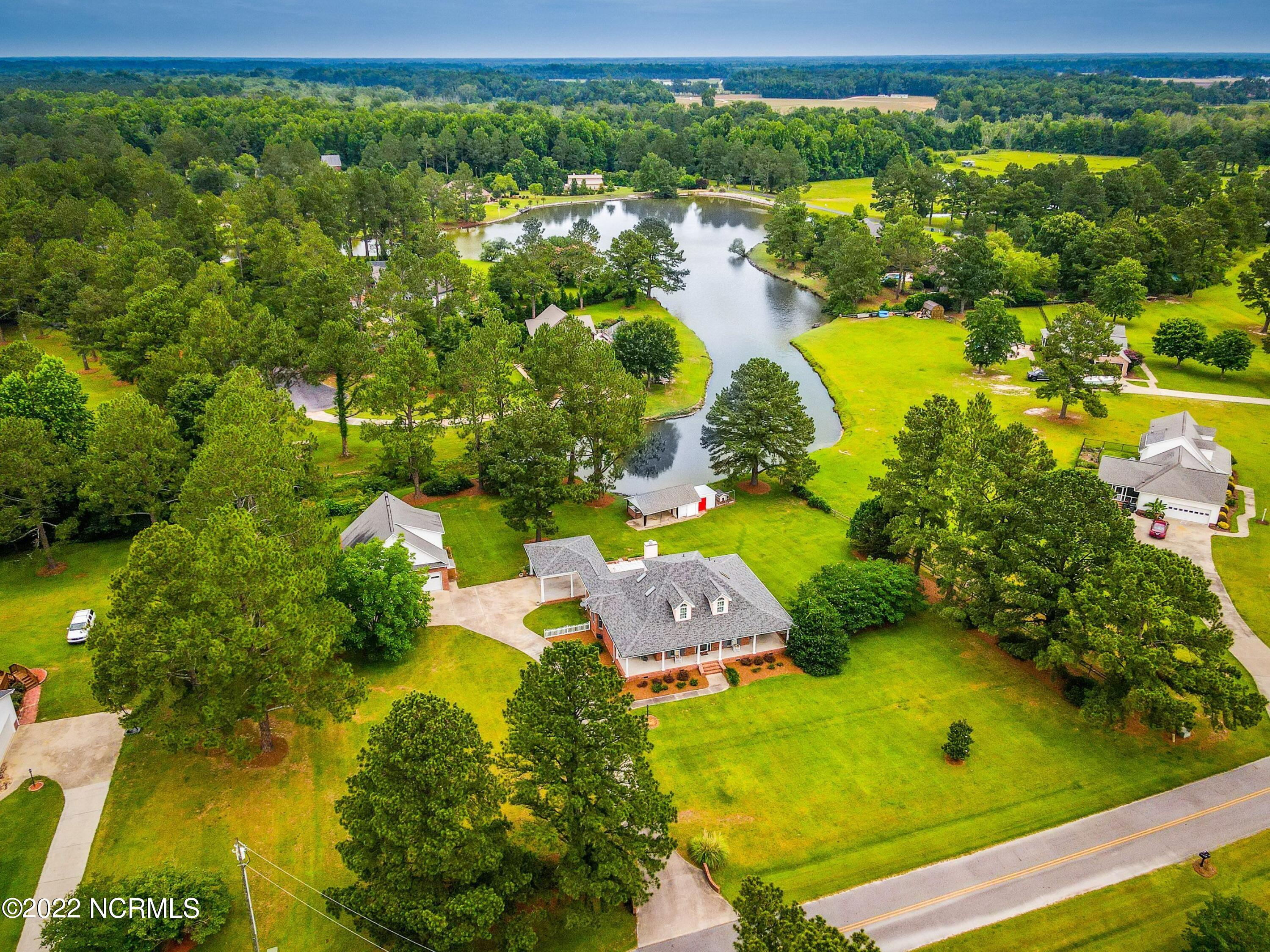 3885 Edwards Road Grimesland, NC 27837 - Photo 61 of 75 g6u5bUp8