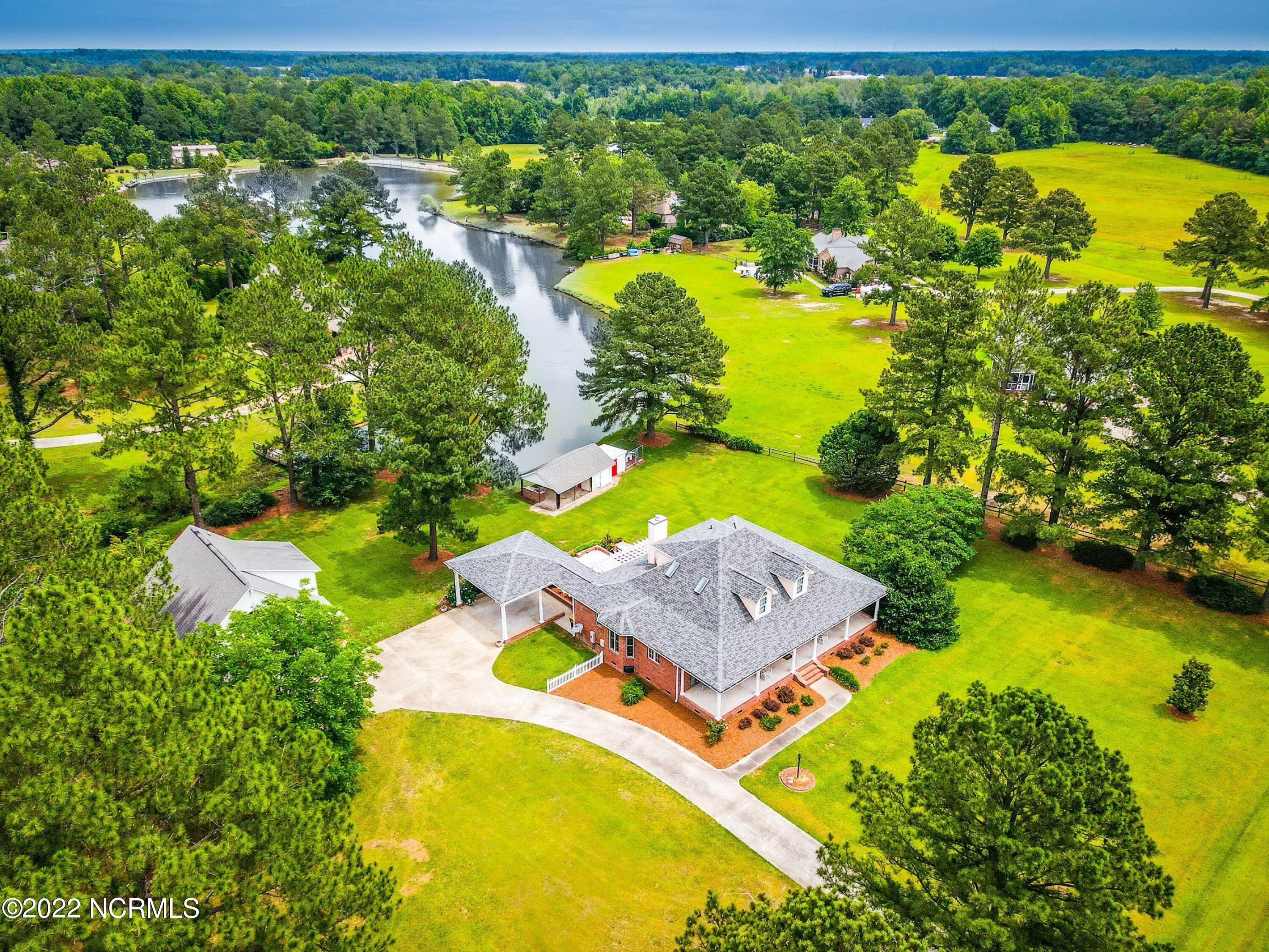 3885 Edwards Road Grimesland, NC 27837 - Photo 63 of 75 JVj0KxCc