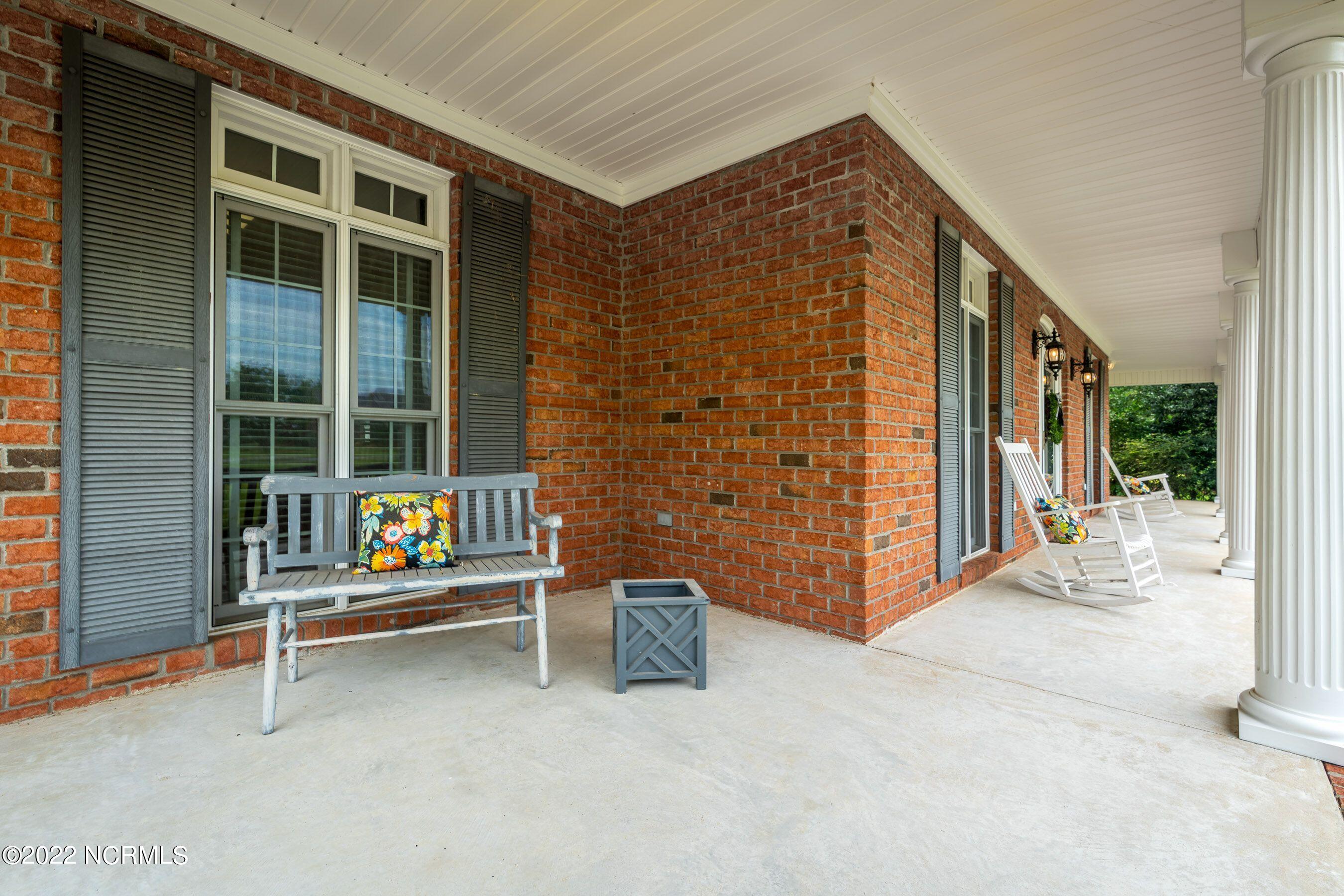 3885 Edwards Road Grimesland, NC 27837 - Photo 7 of 75 eFtfiQwQ
