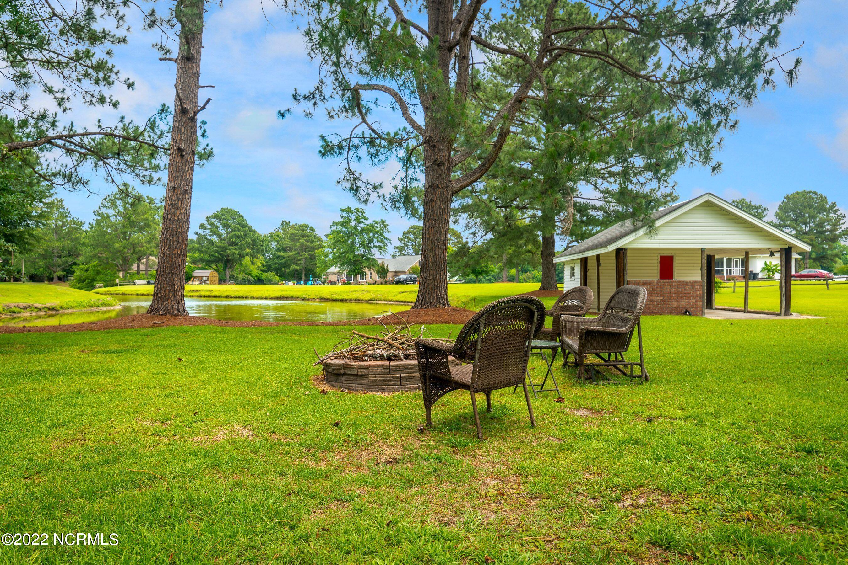 3885 Edwards Road Grimesland, NC 27837 - Photo 9 of 75 r_mg793E