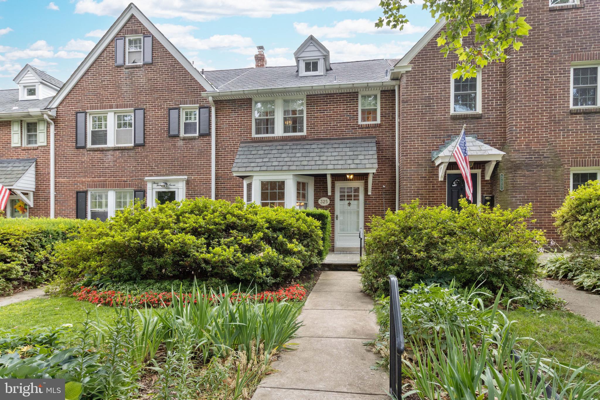 325 Murdock Road Baltimore, MD 21212 - Photo 1 of 30