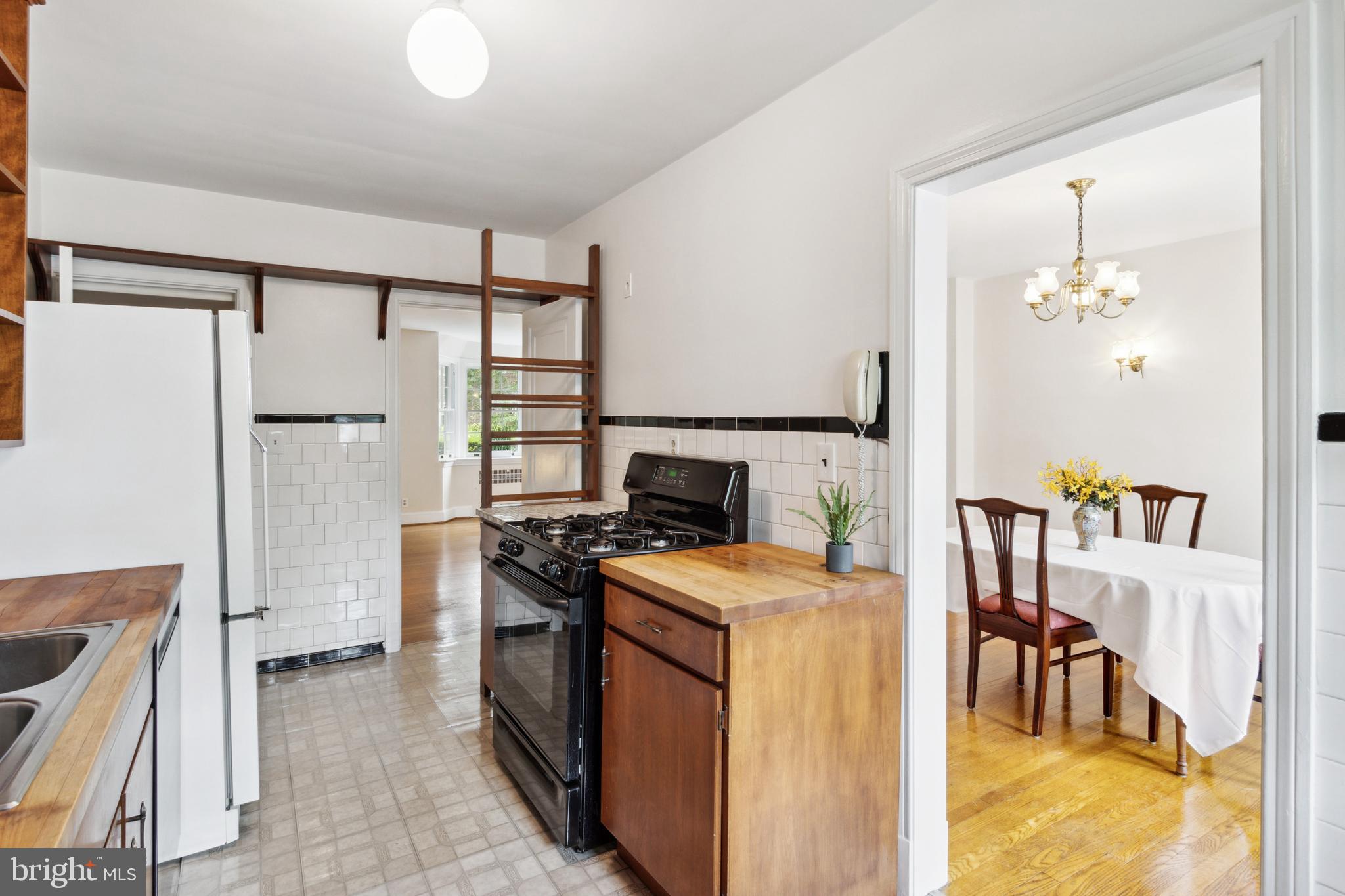 325 Murdock Road Baltimore, MD 21212 - Photo 11 of 30