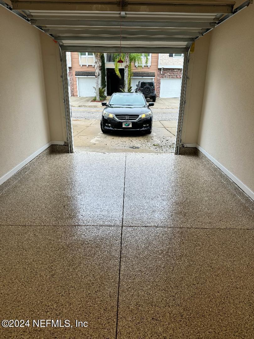200 Larkin Place, Unit 101 St. Johns, FL 32259 - Photo 25 of 29 a bathroom with a sink and mirror