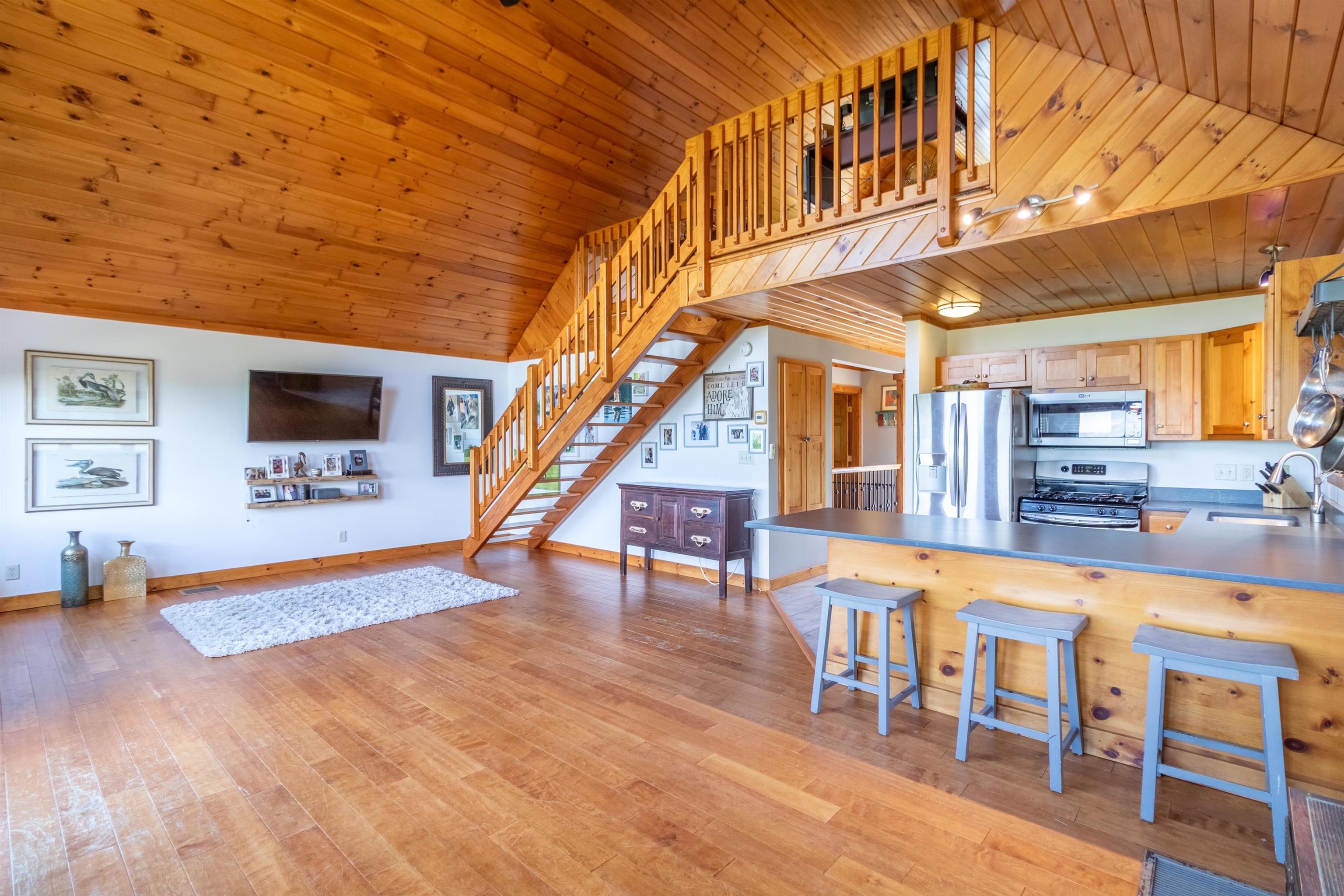 4088 Hinman Settler Road Derby, VT 05855 - Photo 13 of 50 Gallery Image 13
