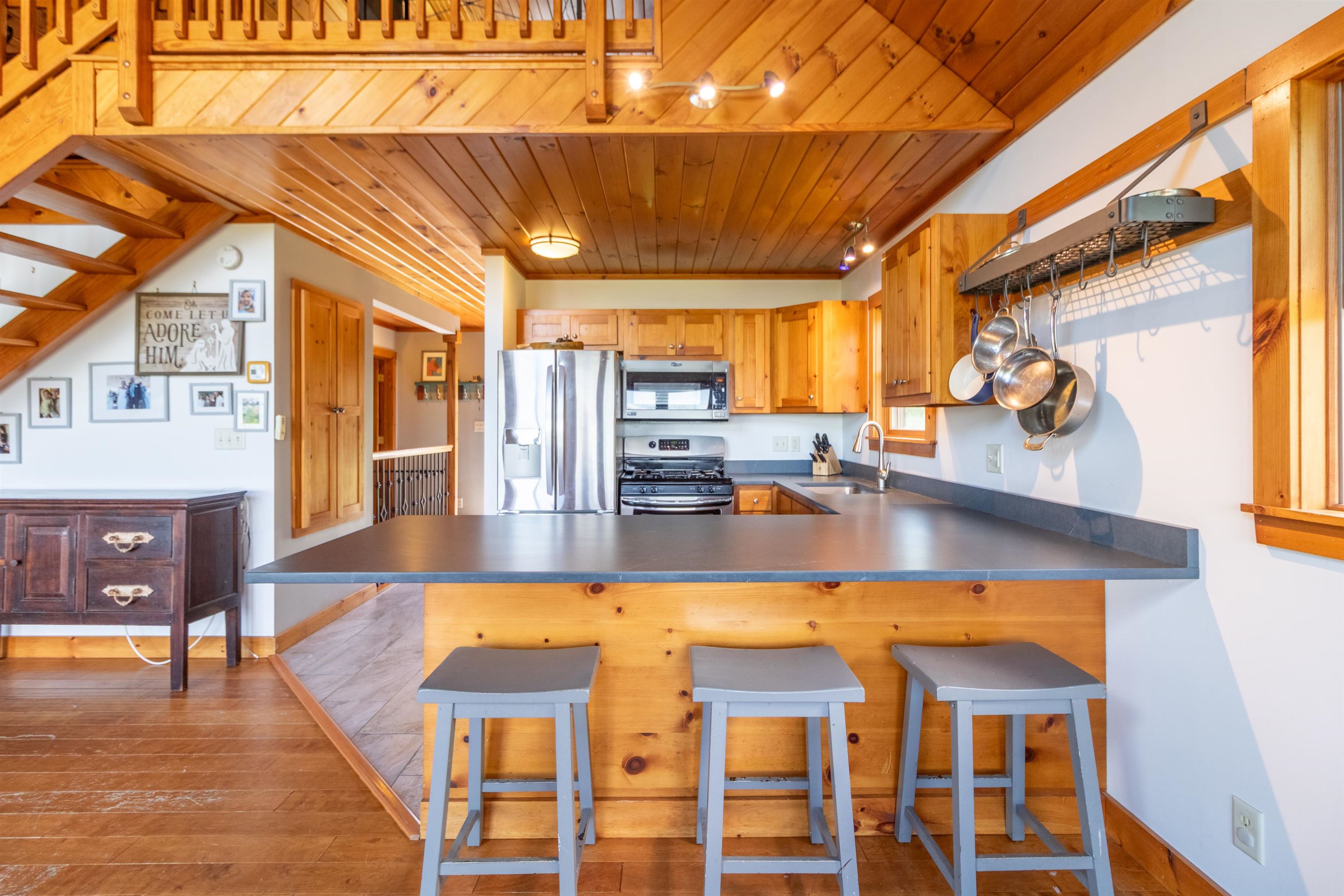 4088 Hinman Settler Road Derby, VT 05855 - Photo 20 of 50 Gallery Image 20