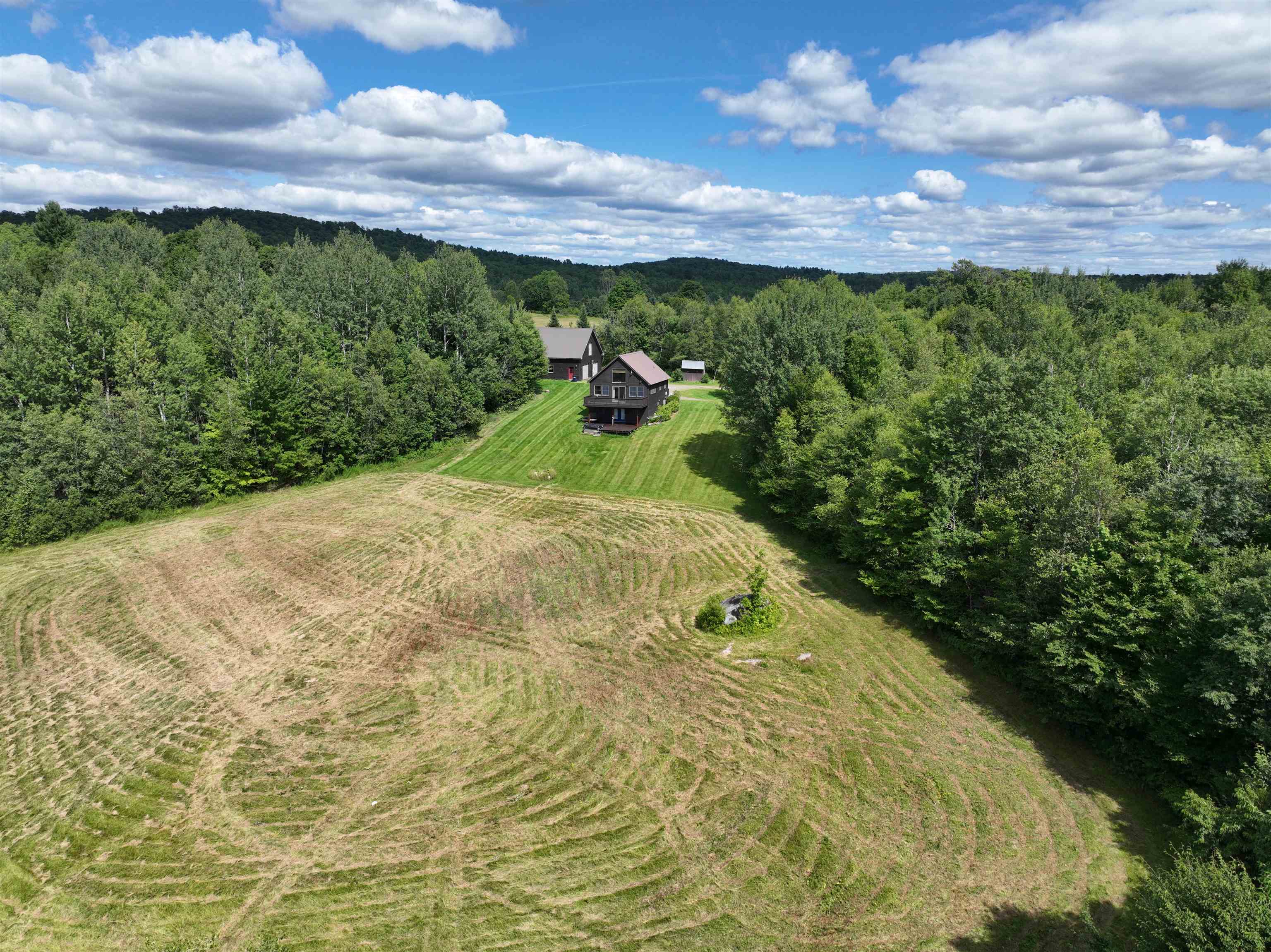 4088 Hinman Settler Road Derby, VT 05855 - Photo 47 of 50 Gallery Image 47