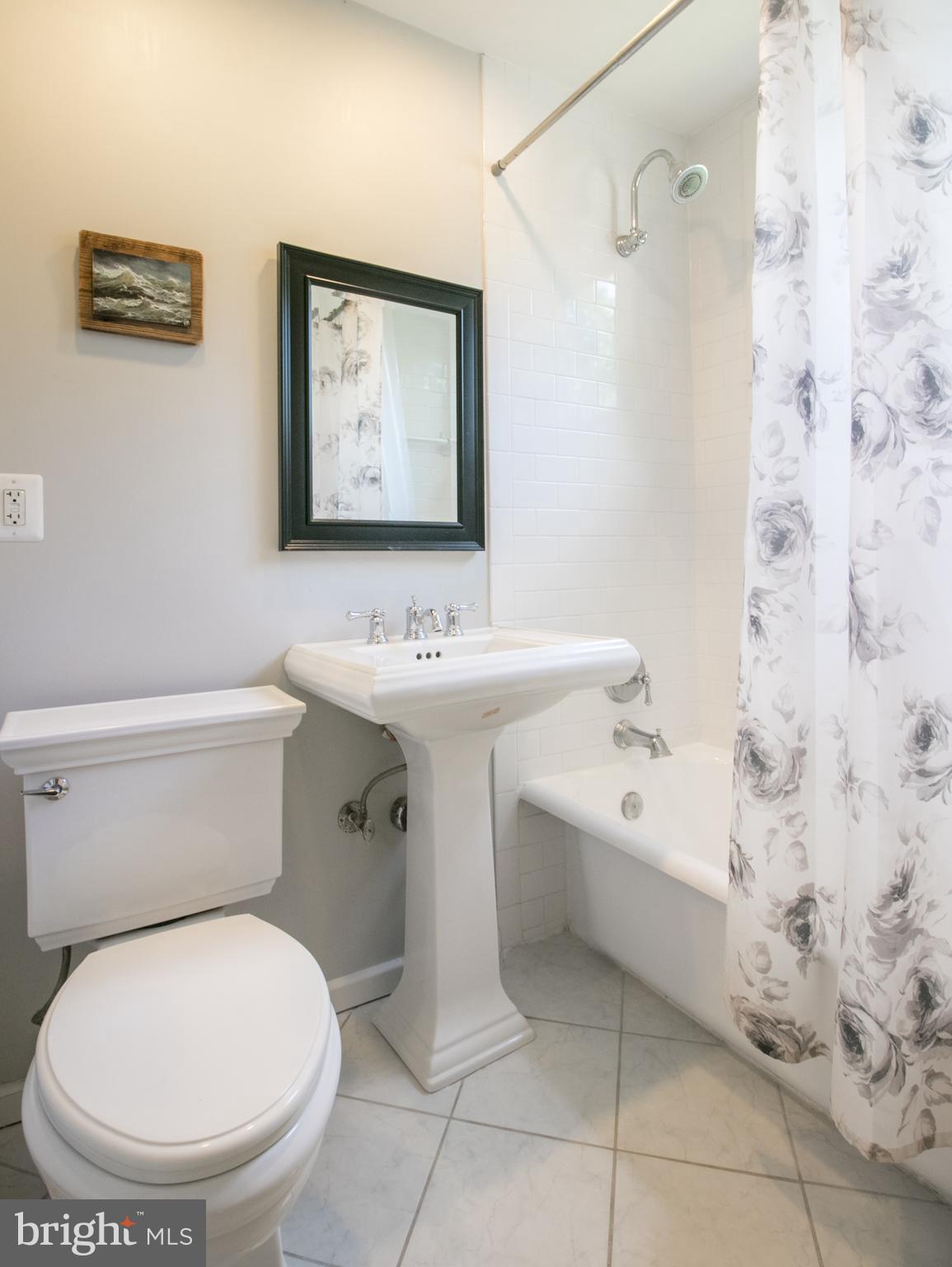 61 A Ridge Greenbelt, MD 20770 - Photo 3 of 9 Bath