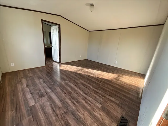 $1,250 | 133 Country Oaks Street, Brazoria, TX 77422