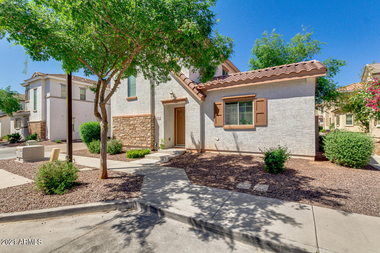 4742 East Redfield Road Gilbert, AZ 85234 - Photo 3 of 26 04-Redfield