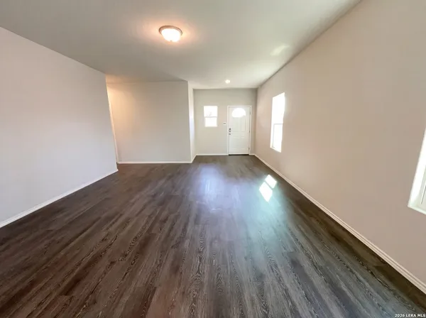 $214,000 | 431 Pleasanton Way, San Antonio, TX 78221