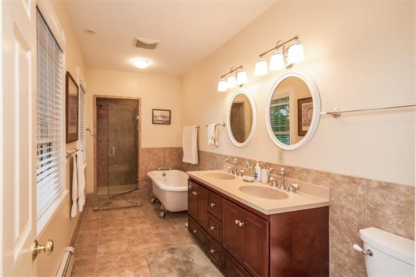 126 Windsor Road Newton, MA 02468 - Photo 21 of 29 Gallery Image 21