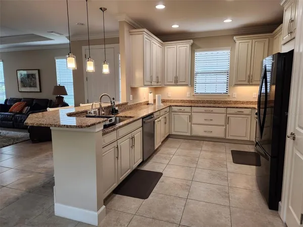 $2,985 | 5516 Cantucci Street, Nokomis, FL 34275