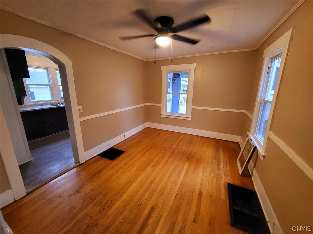 109 Smith Road Syracuse, NY 13207 - Photo 13 of 33