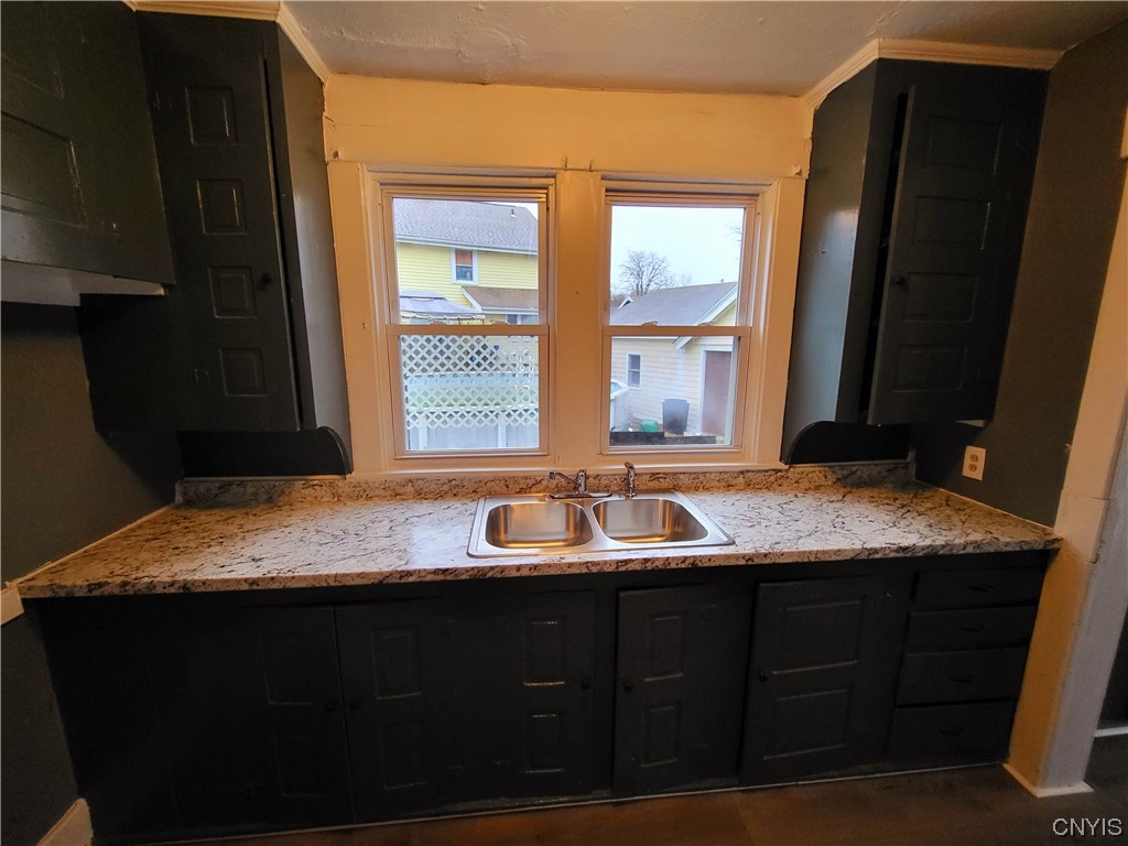 109 Smith Road Syracuse, NY 13207 - Photo 19 of 33