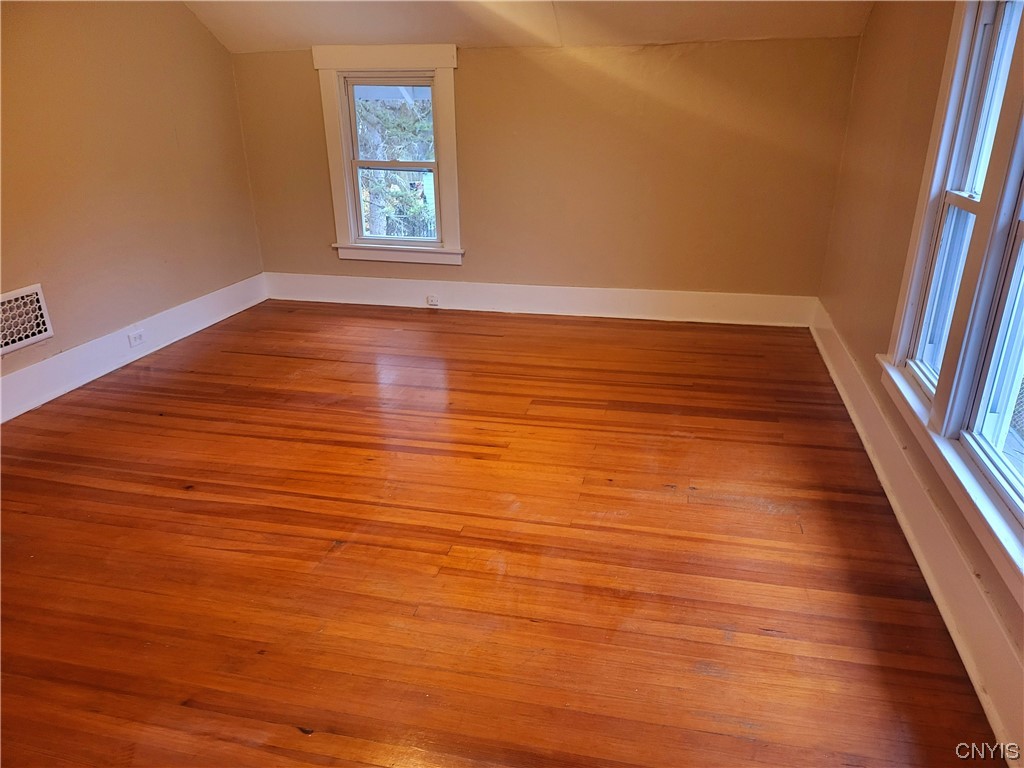 109 Smith Road Syracuse, NY 13207 - Photo 26 of 33