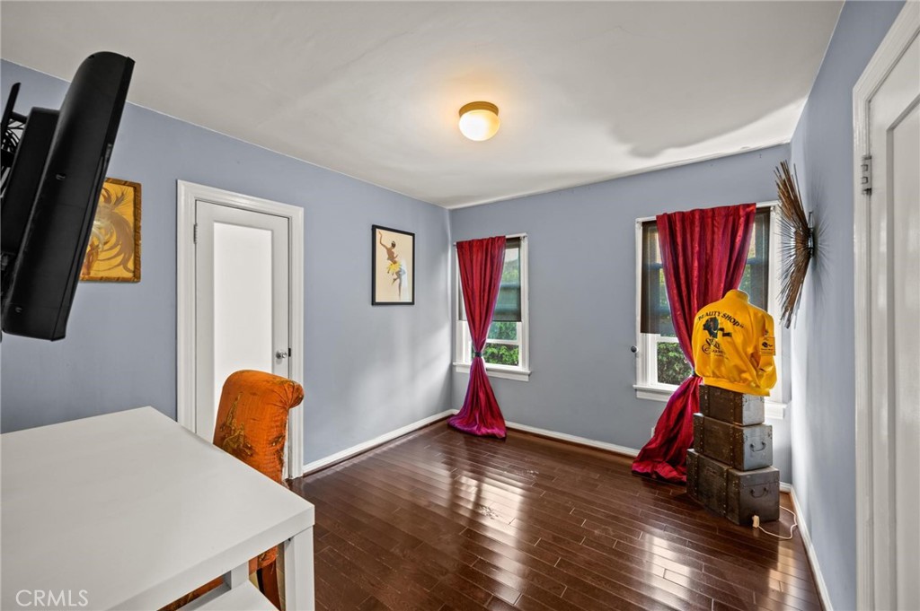 3441 Virginia Road Los Angeles, CA 90016 - Photo 22 of 40