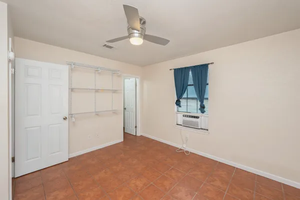 $1,900 | 5369 Pecos Pass, Gulf Breeze, FL 32563