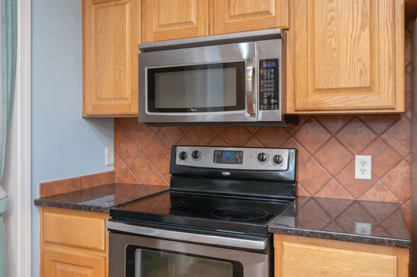 $1,900 | 5369 Pecos Pass, Gulf Breeze, FL 32563