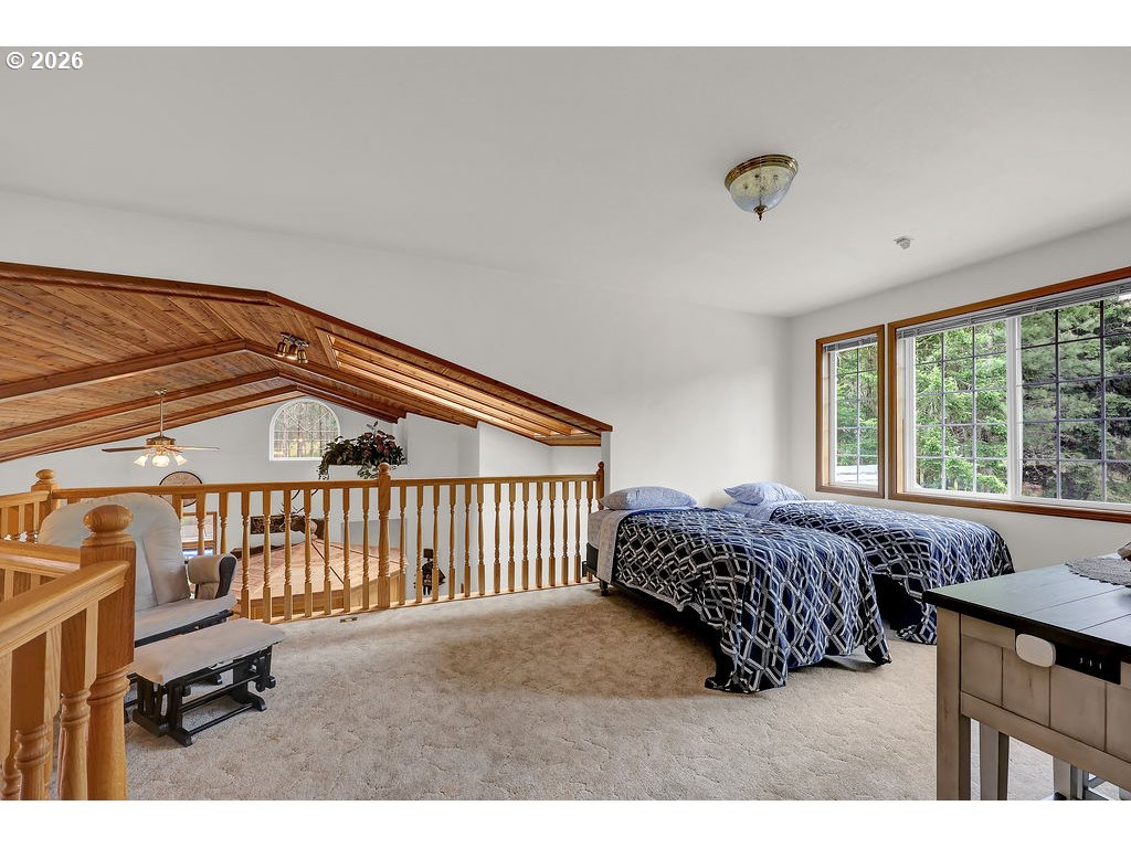 30898 Camas Swale Road Creswell, OR 97426 - Photo 25 of 48 Loft