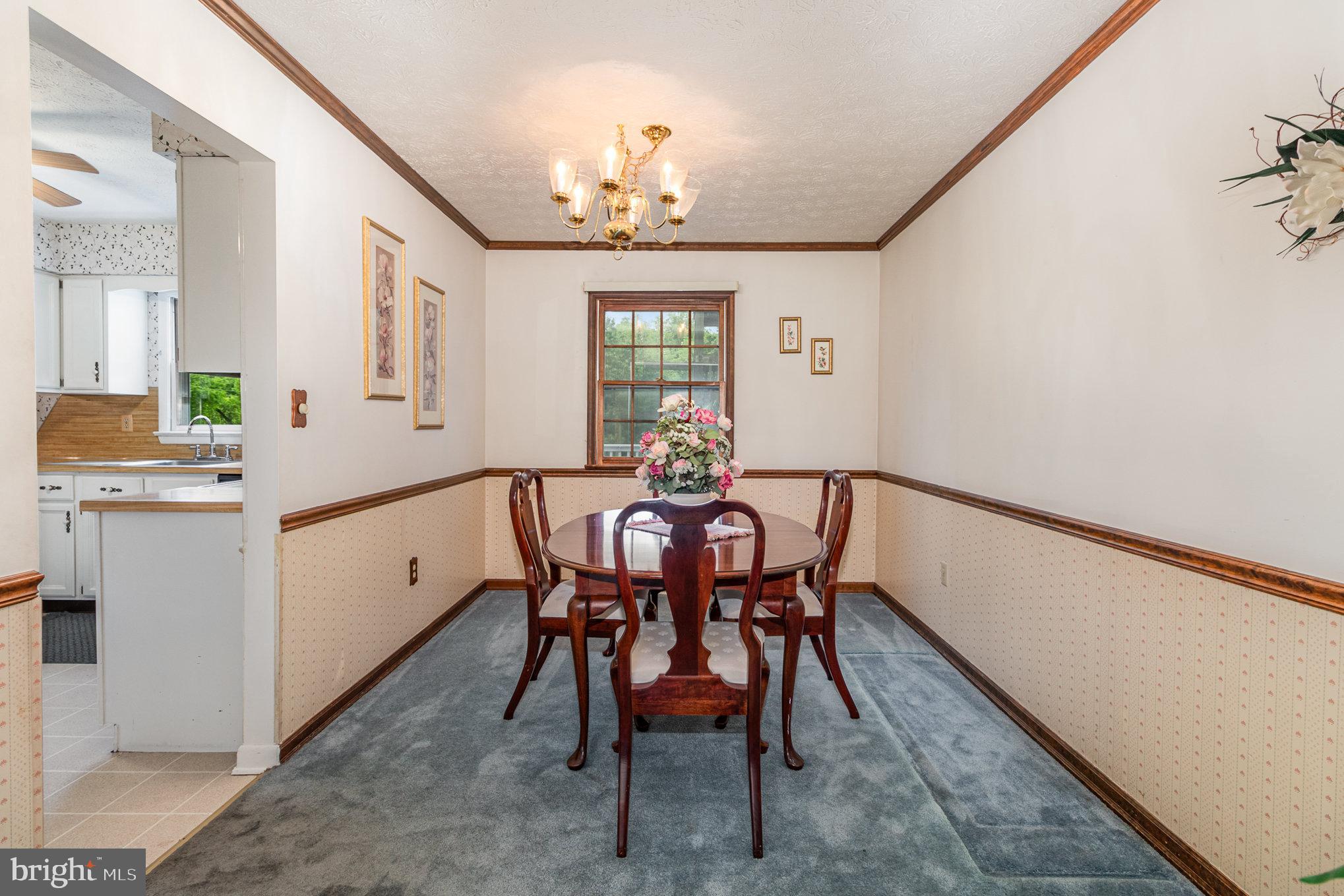 345 Sarhelm Road Harrisburg, PA 17112 - Photo 7 of 33 Dining room