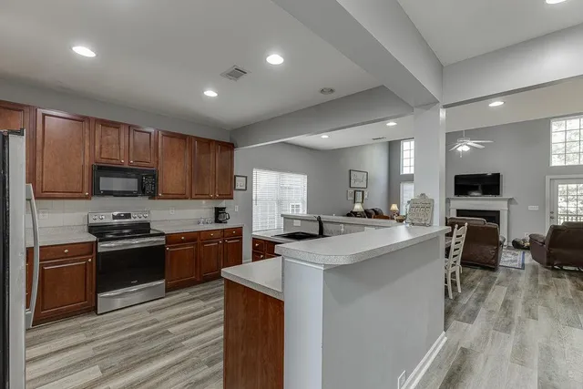 $495,000 | 7804 Keepsake Lane, Flowery Branch, GA 30542