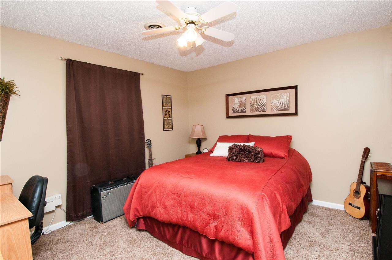2707 Raney Drive Vincennes, IN 47591 - Photo 10 of 20 Gallery Image 10