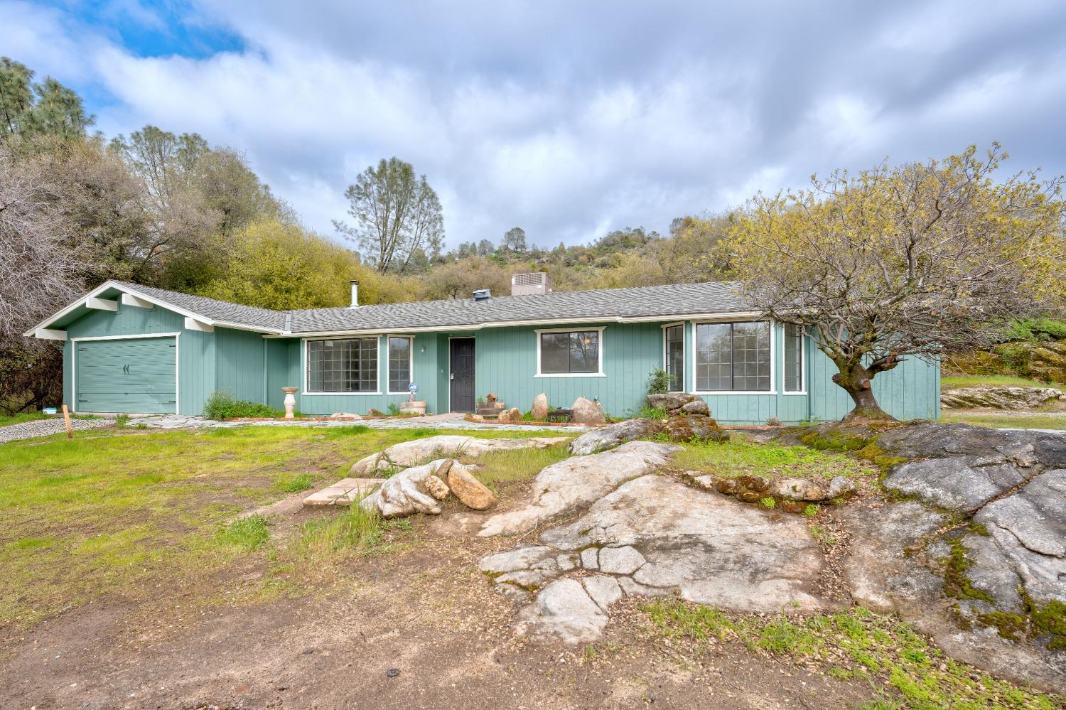 43834 Trabuco Road Coarsegold, CA 93614 - Photo 3 of 33 Gallery Image 3