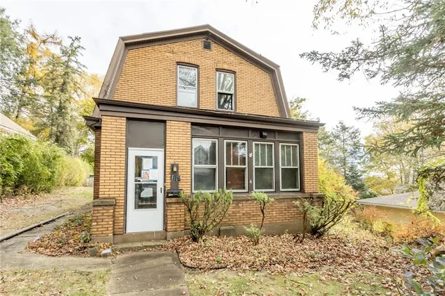$66,500 | 211 Wallace Avenue, East Pittsburgh, PA 15112