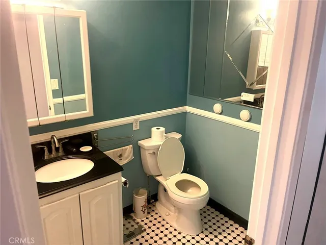 $1,590,000 | 3050 Madison Avenue, Costa Mesa, CA 92626