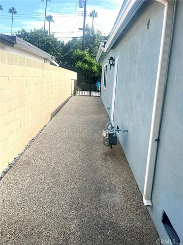 $1,590,000 | 3050 Madison Avenue, Costa Mesa, CA 92626